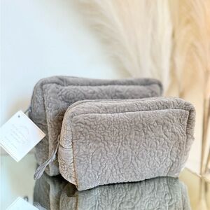 🌾 Pottery Barn Quilted Gray Cosmetic‎ Bag Set